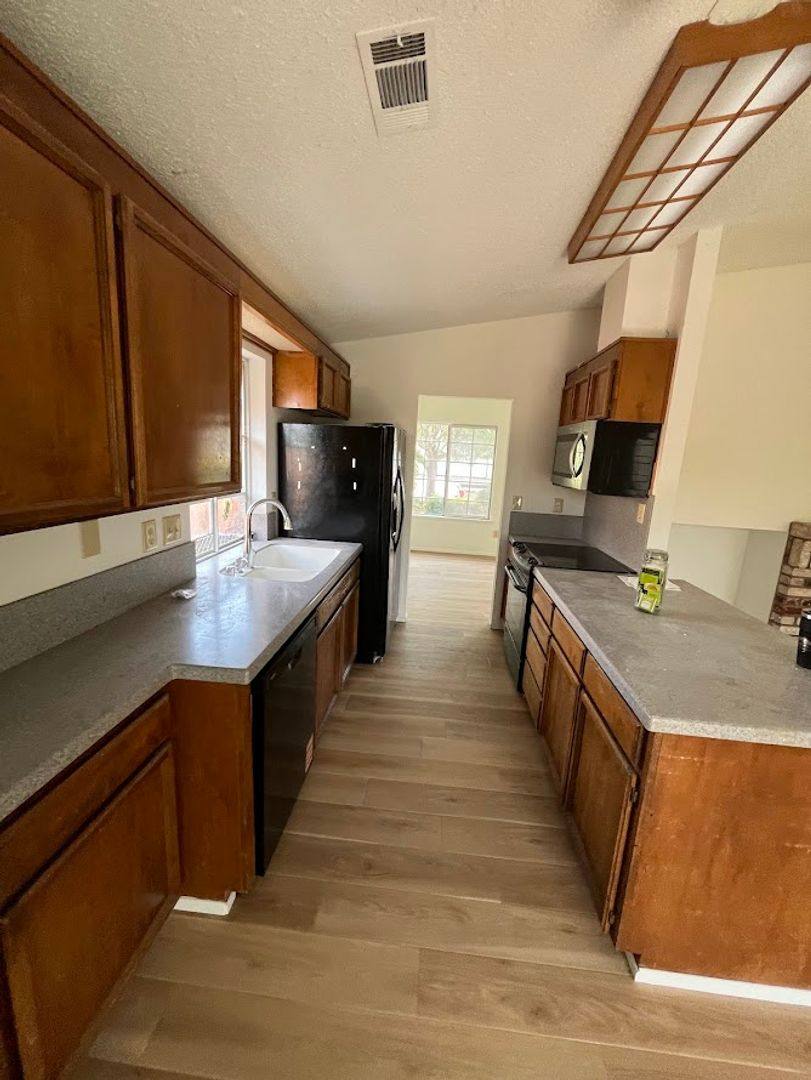 House for rent at 4199 Sequoia Dr, Oakley, CA 94561
