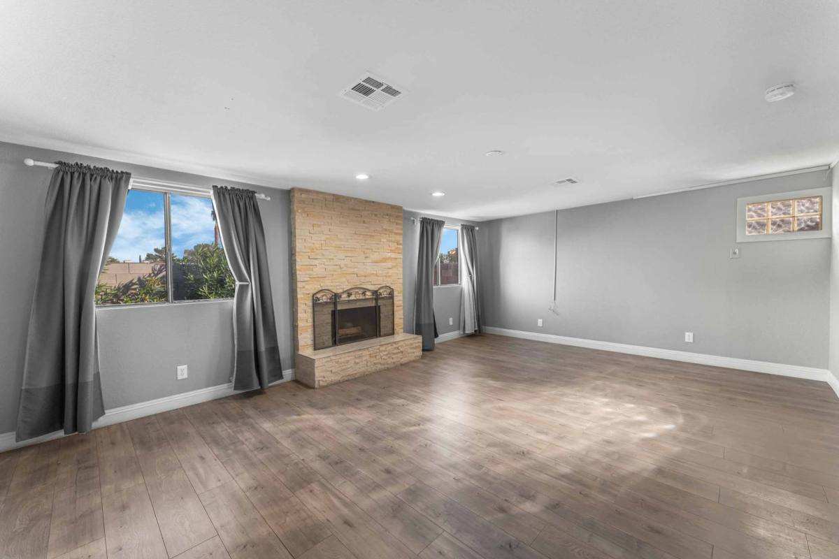 House for rent at 3636 Tempe St, Las Vegas, NV 89103