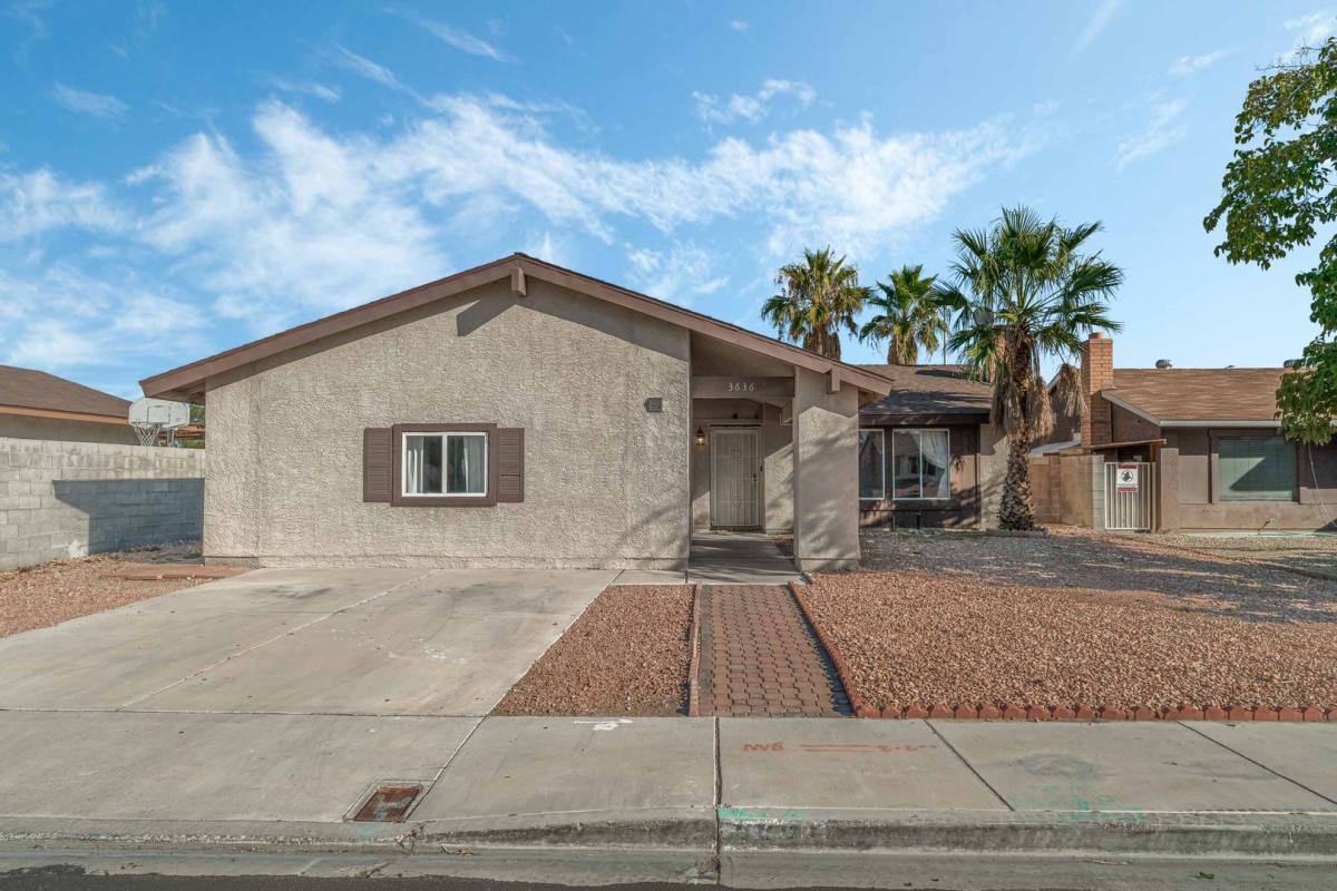 House for rent at 3636 Tempe St, Las Vegas, NV 89103