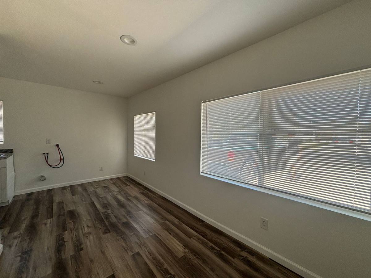 House for rent at 44147 Fig Ave, Lancaster, CA 93534