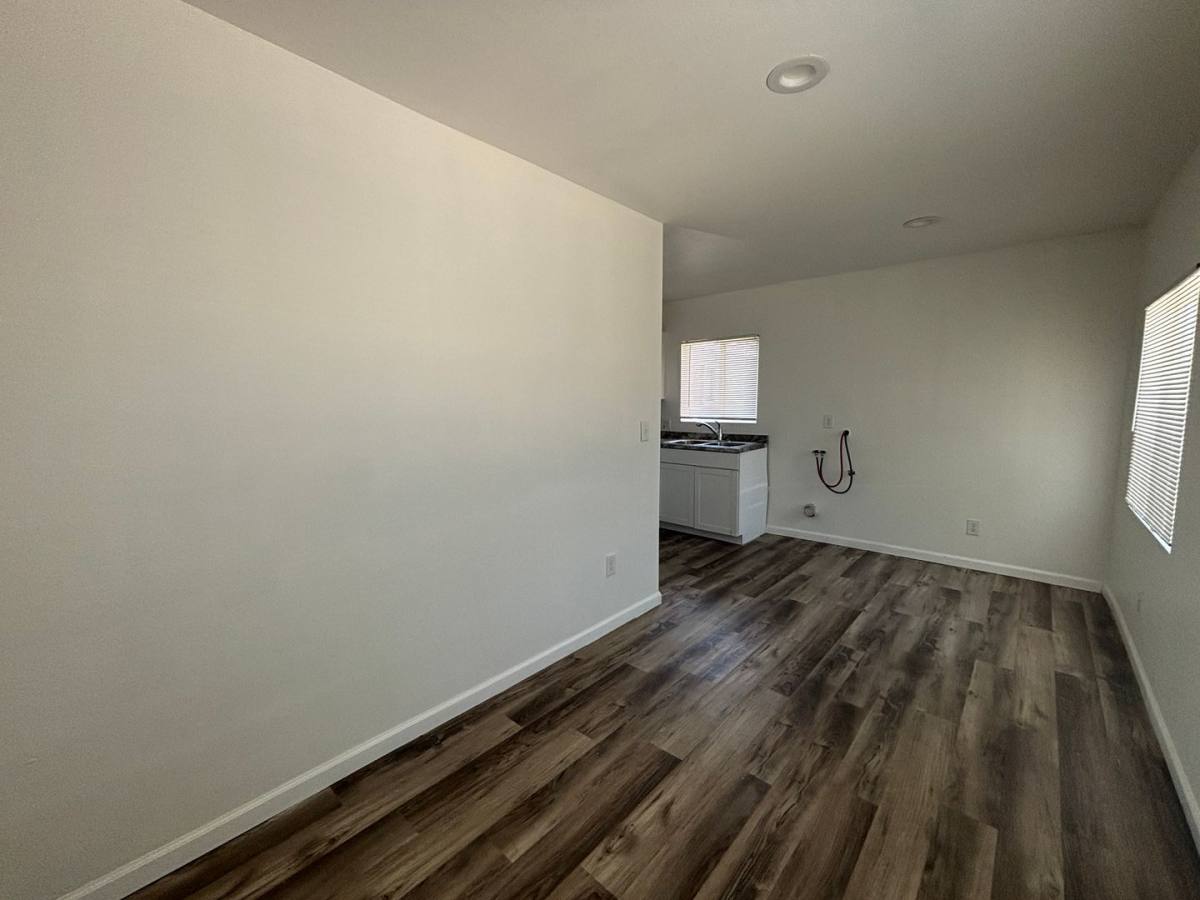 House for rent at 44147 Fig Ave, Lancaster, CA 93534