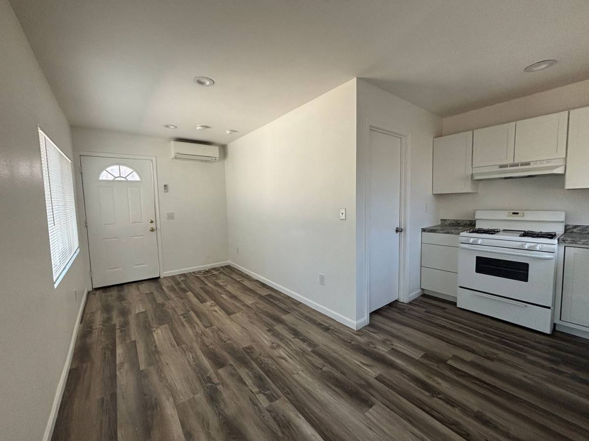 House for rent at 44147 Fig Ave, Lancaster, CA 93534