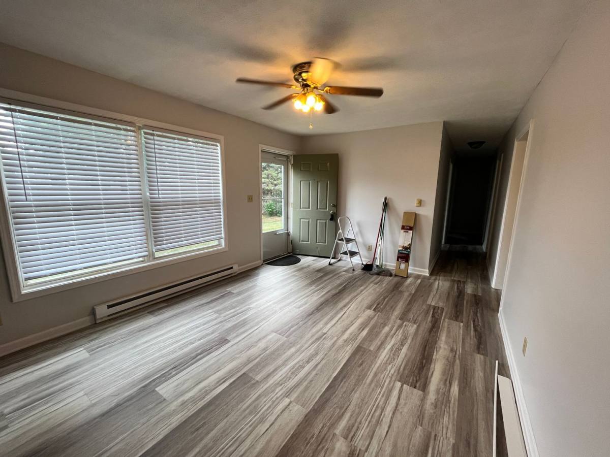 Apartment for rent at 210 S Walnut St, Atlanta, IN 46031