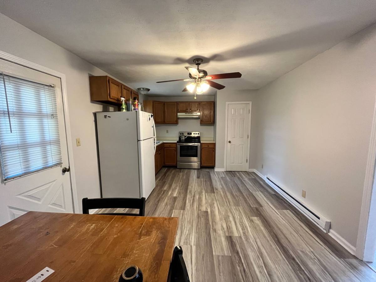 Apartment for rent at 210 S Walnut St, Atlanta, IN 46031