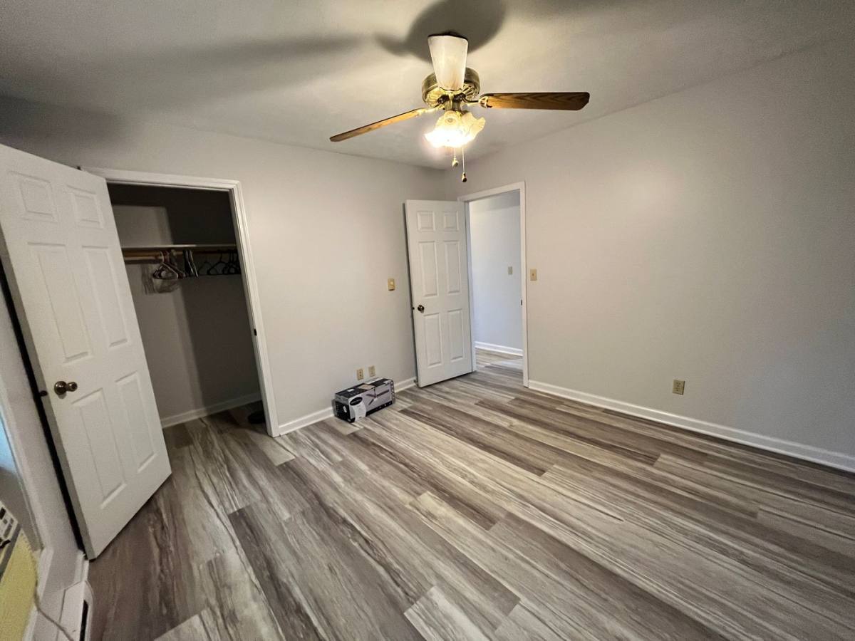 Apartment for rent at 210 S Walnut St, Atlanta, IN 46031