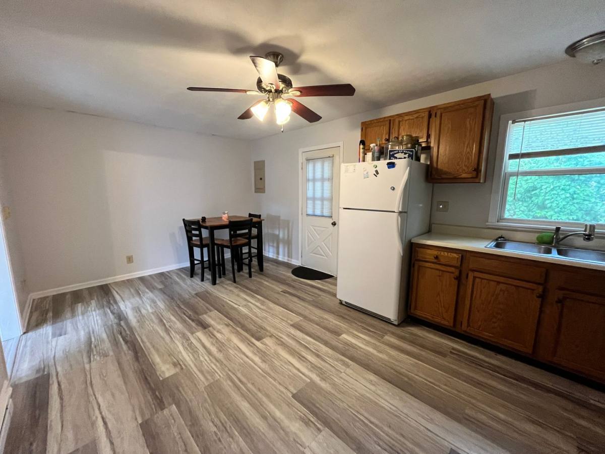 Apartment for rent at 210 S Walnut St, Atlanta, IN 46031