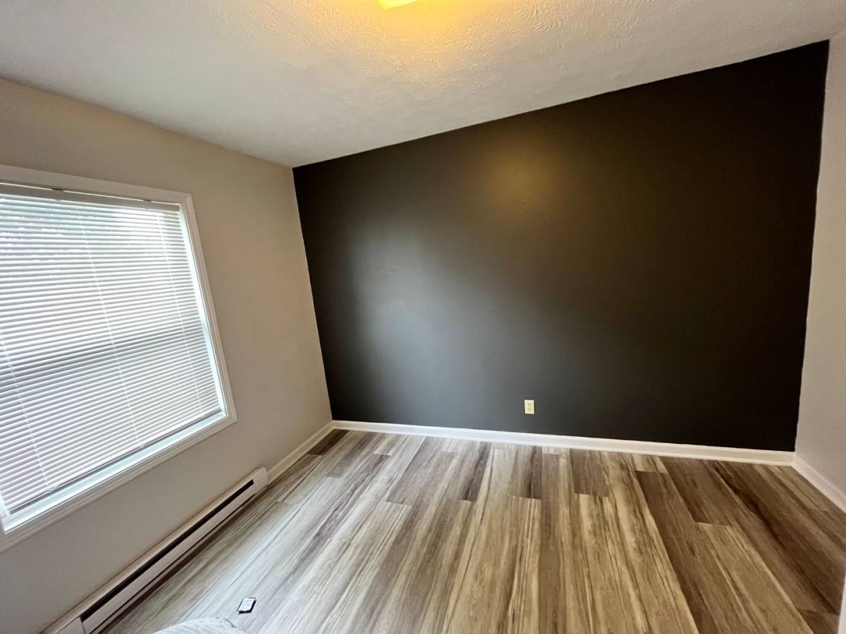 Apartment for rent at 210 S Walnut St, Atlanta, IN 46031