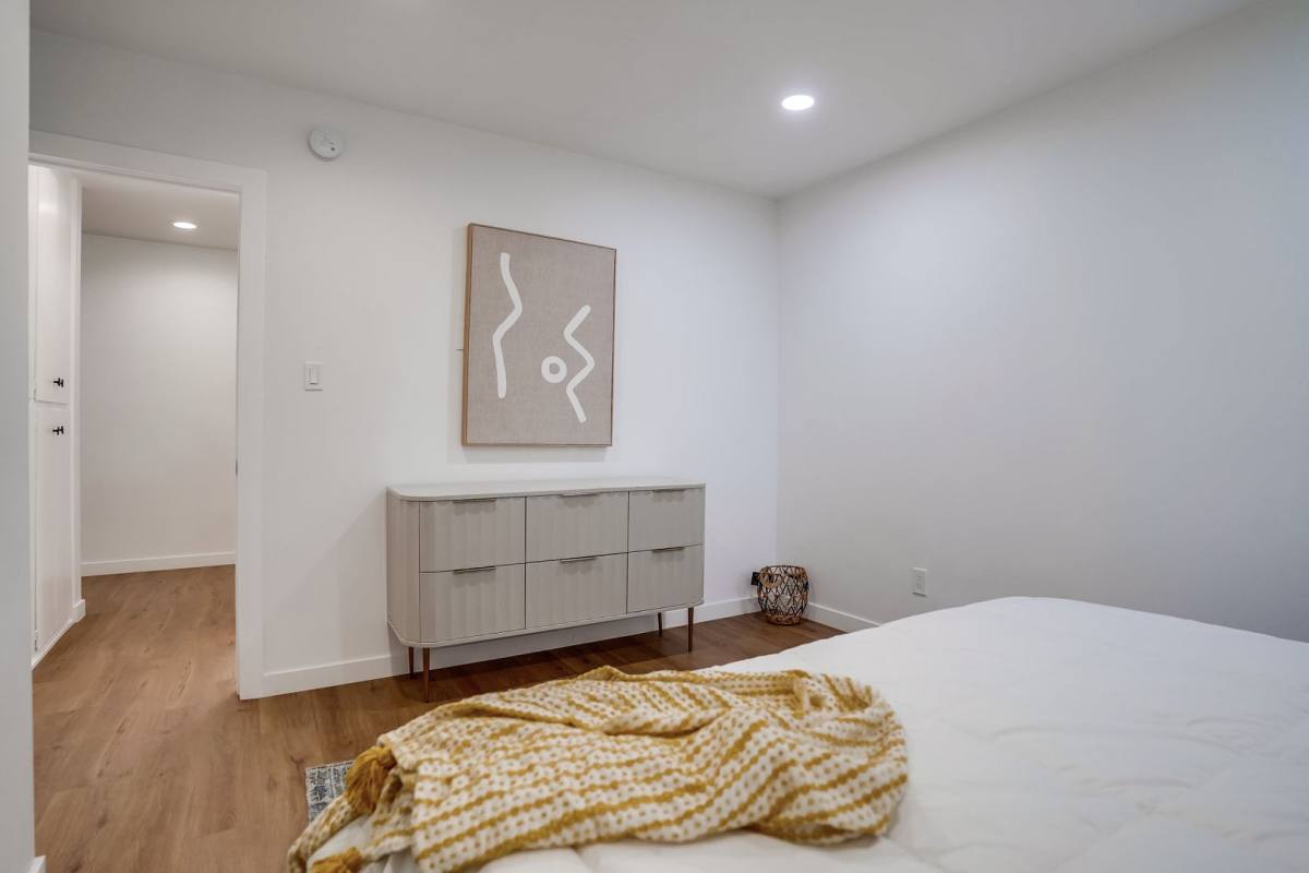 Apartment for rent at 14227 Gilmore St, Van Nuys, CA 91401