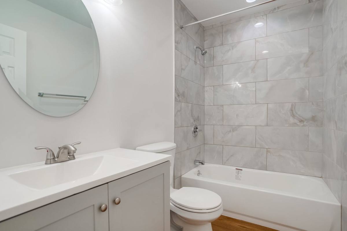 Apartment for rent at 14227 Gilmore St, Van Nuys, CA 91401
