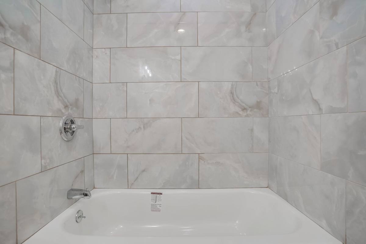Apartment for rent at 14227 Gilmore St, Van Nuys, CA 91401