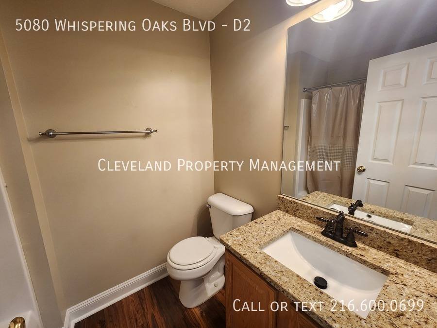 Condo for rent at 5080 Whispering Oaks Blvd #D2, Cleveland, OH 44134