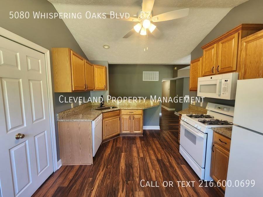 Condo for rent at 5080 Whispering Oaks Blvd #D2, Cleveland, OH 44134