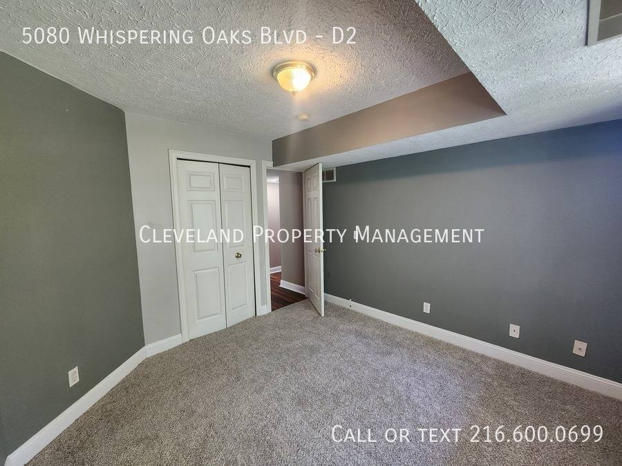 Condo for rent at 5080 Whispering Oaks Blvd #D2, Cleveland, OH 44134