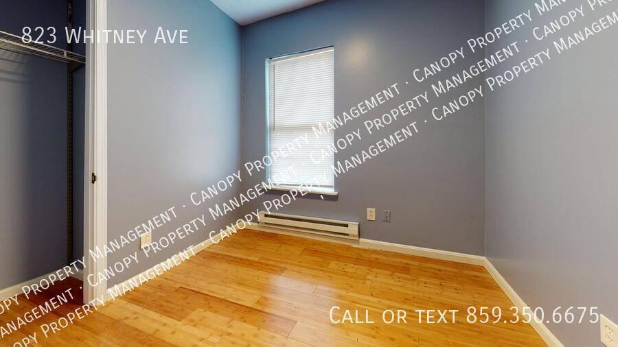 Apartment for rent at 823 Whitney Ave, Lexington, KY 40508