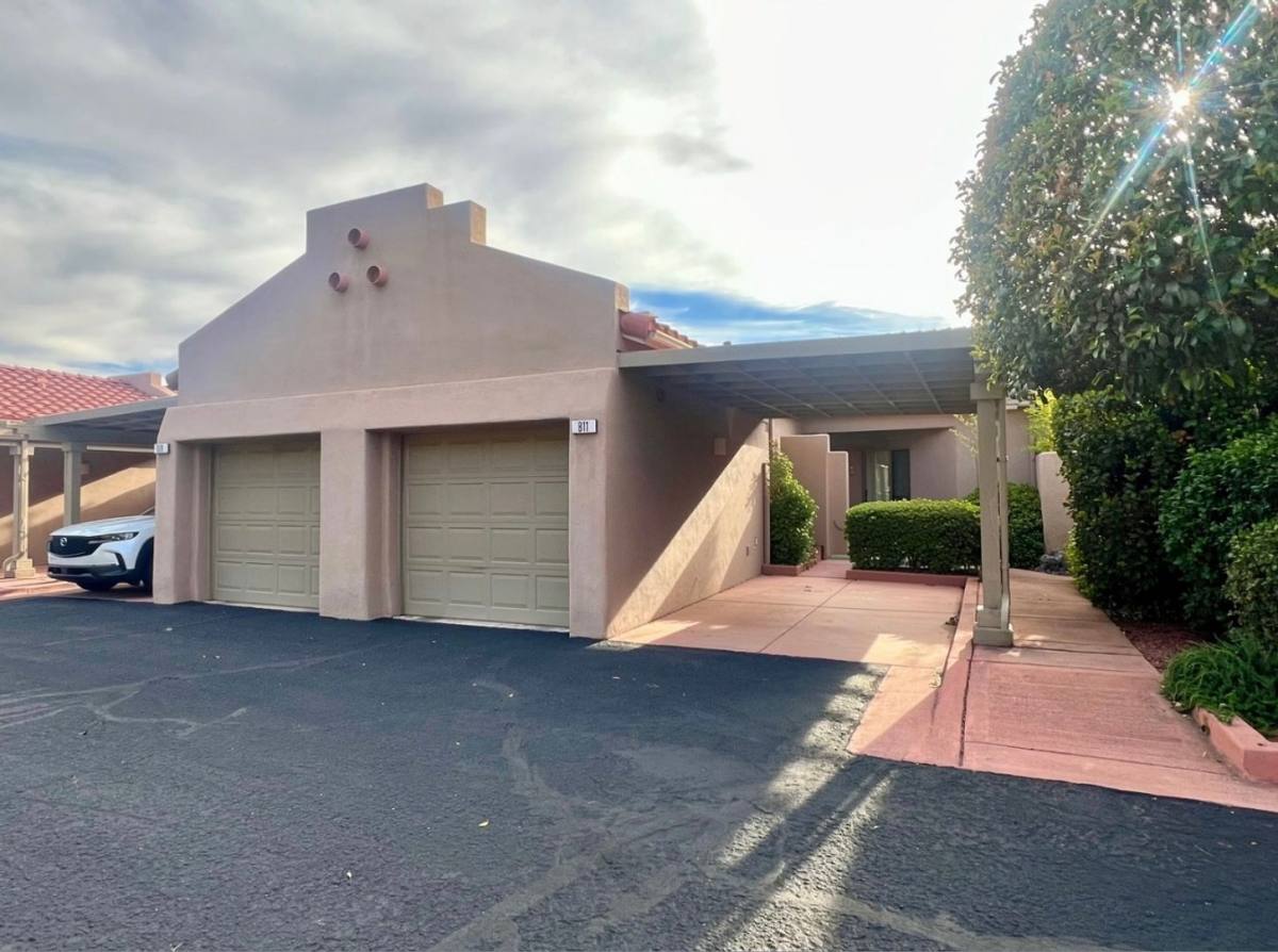 House for rent at 811 Dusty Rose Dr, Sedona, AZ 86336