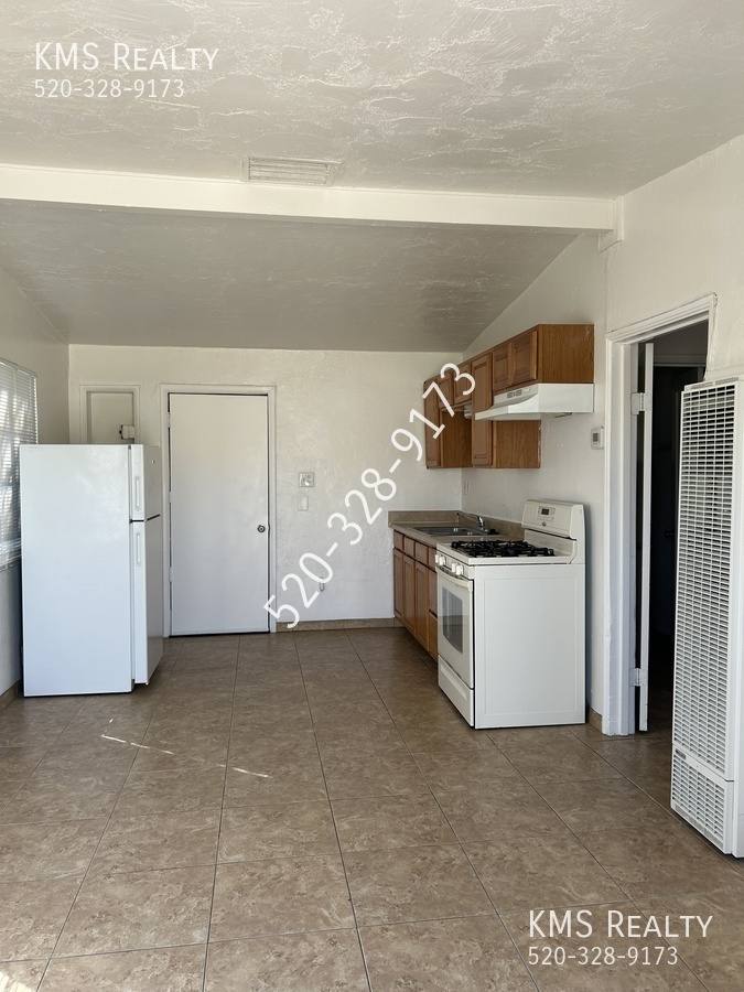 Apartment for rent at 2943 N Alvernon #1, Tucson, AZ 85716