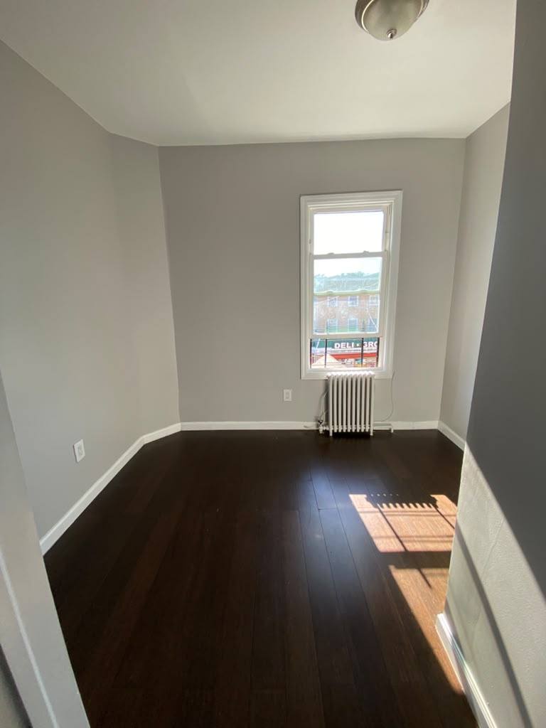 Apartment for rent at 12 Beech St #3, Yonkers, NY 10701