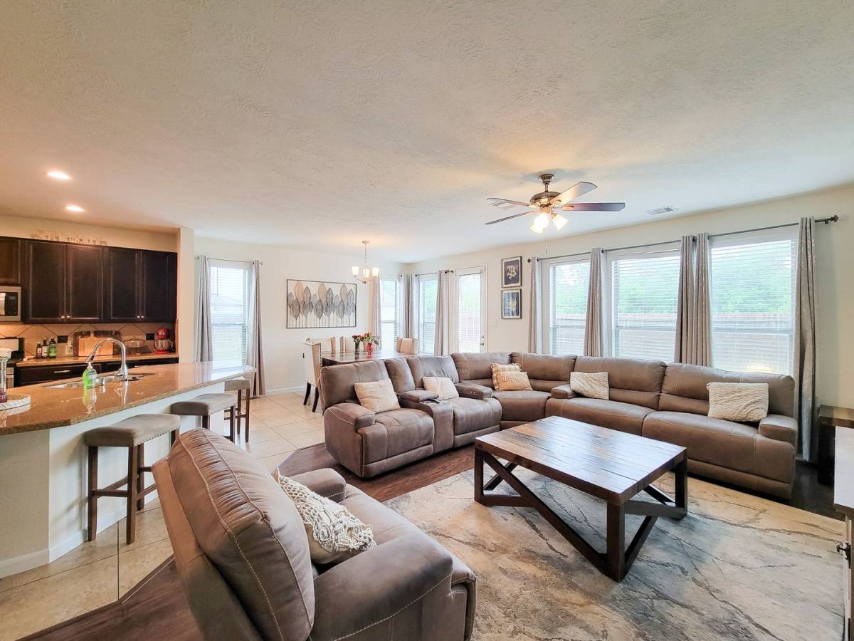 House for rent at 5046 Longlane Dr, Houston, TX 77084