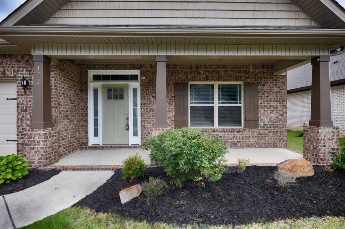 House for rent at 171 Kingswood Dr, Huntsville, AL 35806