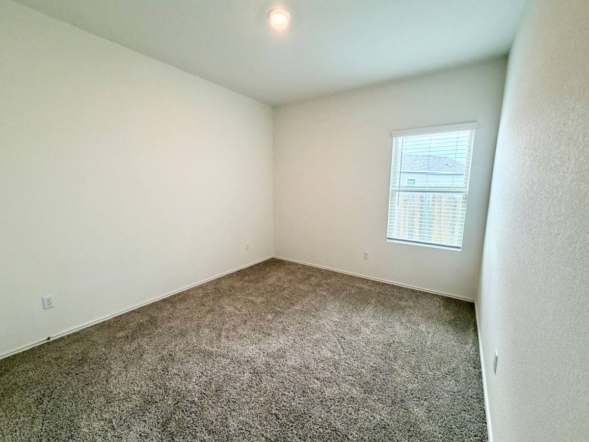 House for rent at 873 Circle Way, Jarrell, TX 76537