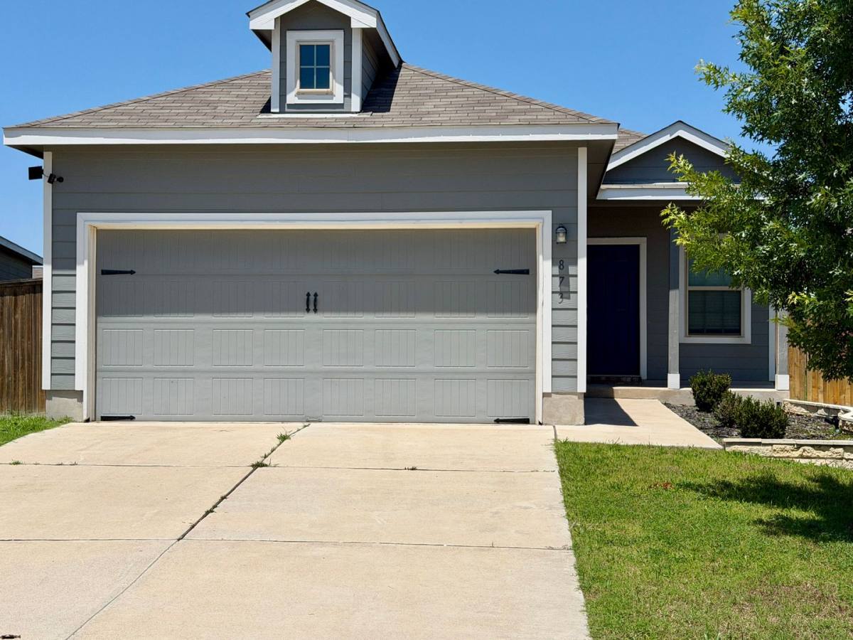 House for rent at 873 Circle Way, Jarrell, TX 76537