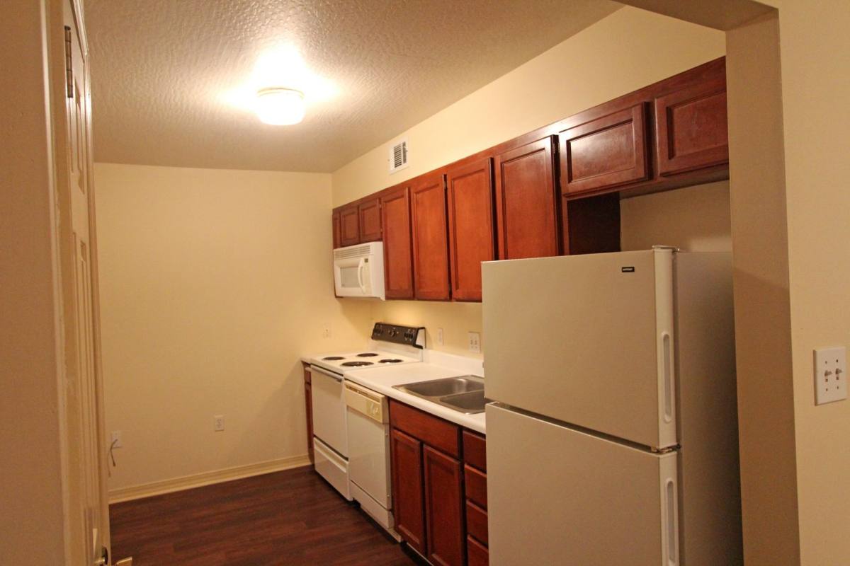 Apartment for rent at 211 Chevy Chase Dr, Hattiesburg, MS 39401