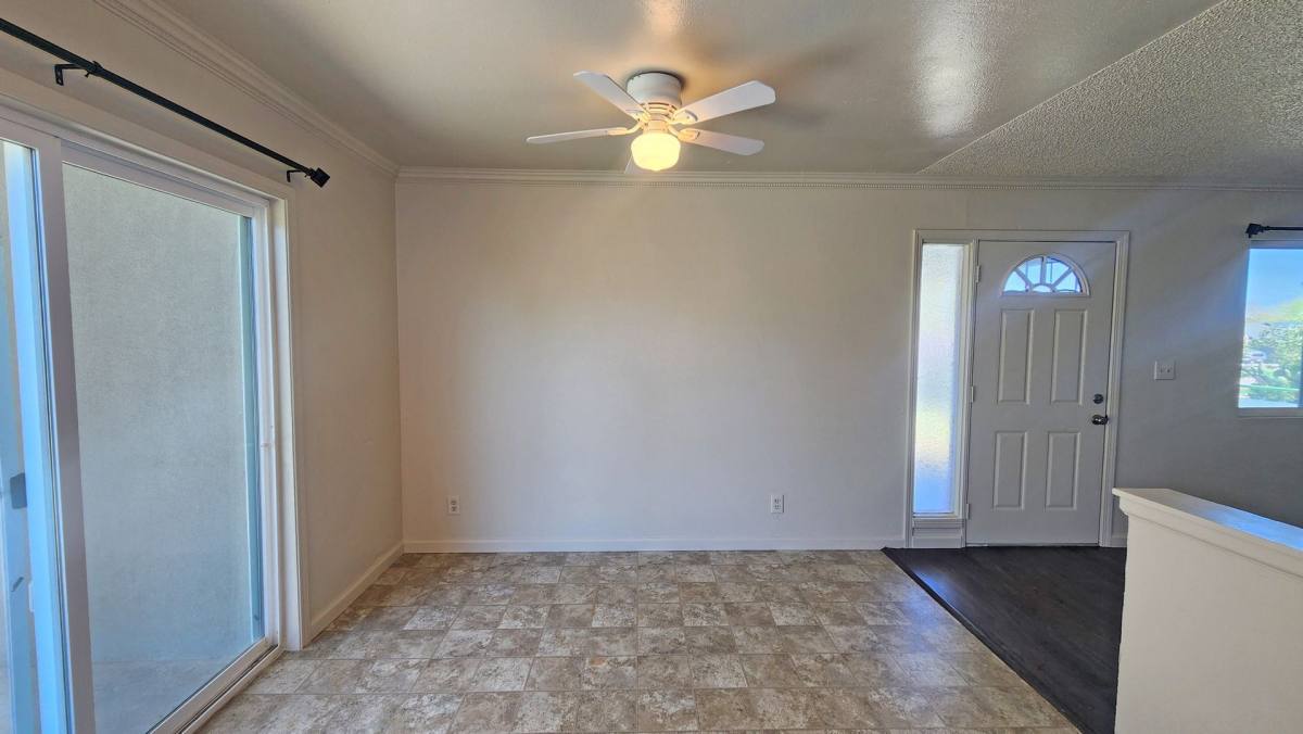 Apartment for rent at 6013 Brett Dr, Sacramento, CA 95842