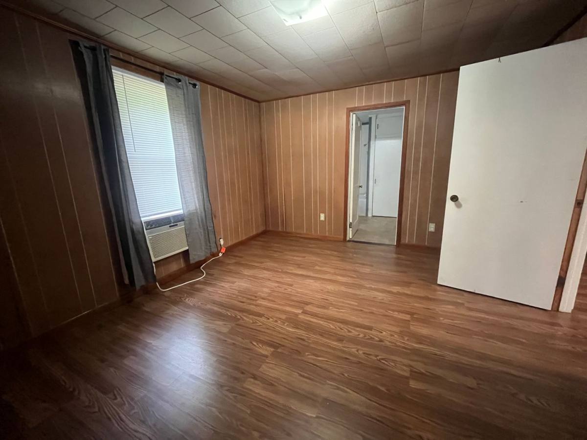 House for rent at 255 NE Peachtree St, Lee, FL 32059