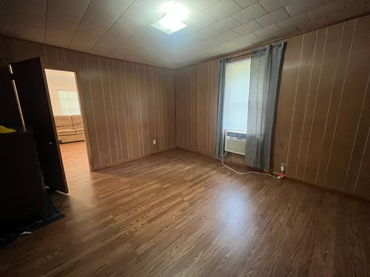 House for rent at 255 NE Peachtree St, Lee, FL 32059