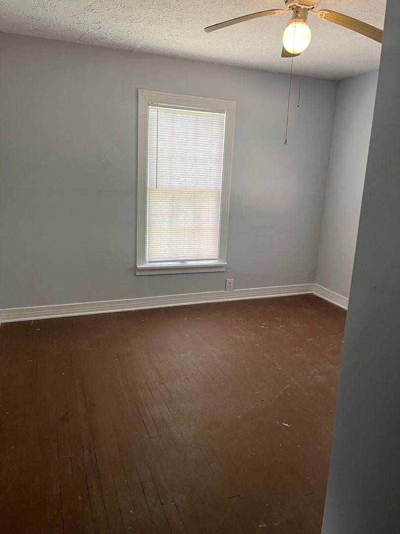 House for rent at 726 Whitfield St, Starkville, MS 39759