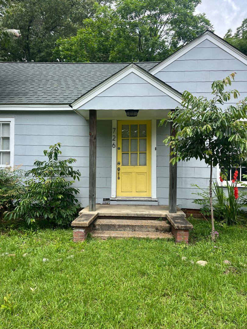 House for rent at 726 Whitfield St, Starkville, MS 39759
