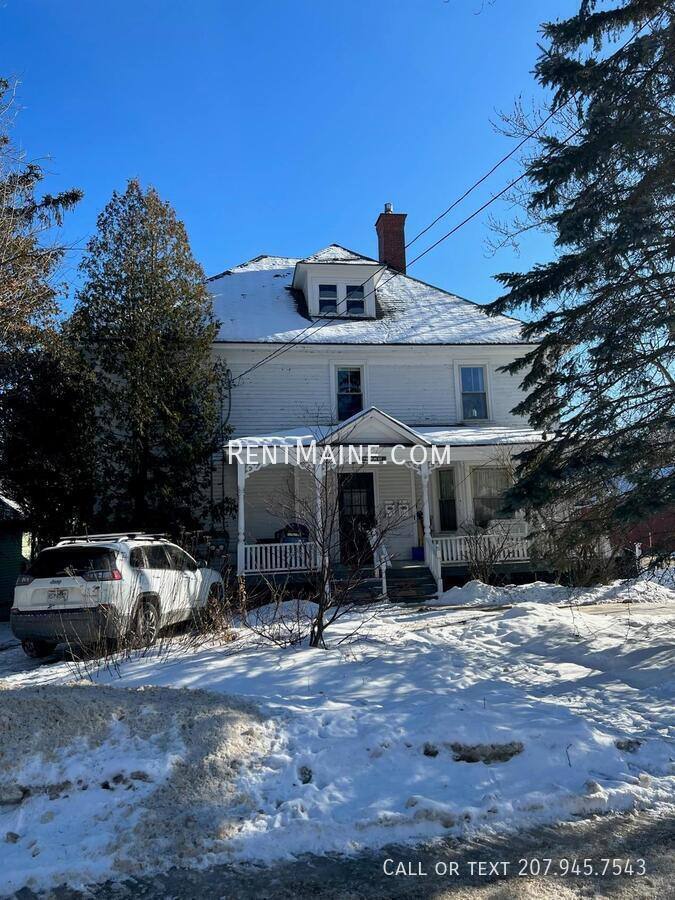 Apartment for rent at 100 Main St #1, Orono, ME 04473