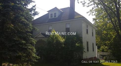 Apartment for rent at 100 Main St #1, Orono, ME 04473