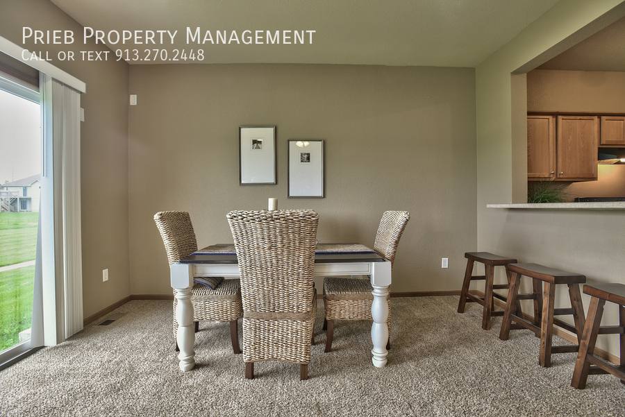 Townhouse for rent at 900 S Woodson Court, Gardner, KS 66030