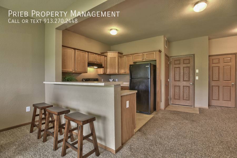 Townhouse for rent at 900 S Woodson Court, Gardner, KS 66030