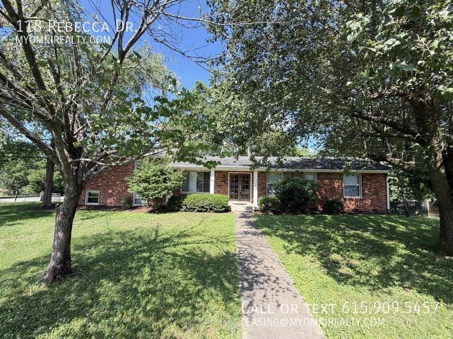 House for rent at 118 Rebecca Dr, Hendersonville, TN 37075