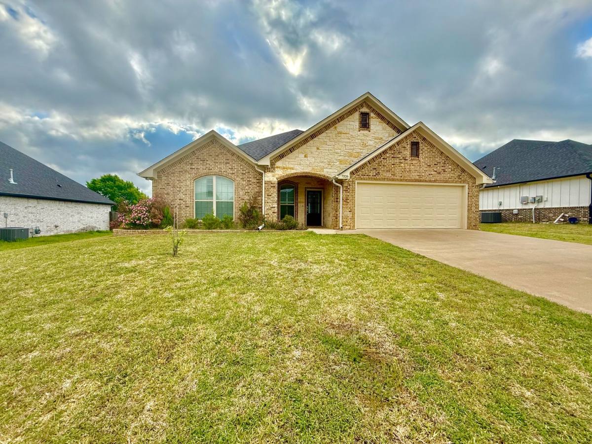 House for rent at 7326 Harpers Ridge, Tyler, TX 75703