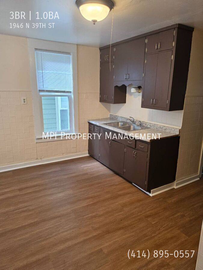 Apartment for rent at 1946 N 39th St, Milwaukee, WI 53208