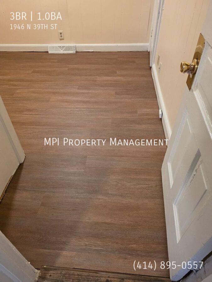 Apartment for rent at 1946 N 39th St, Milwaukee, WI 53208