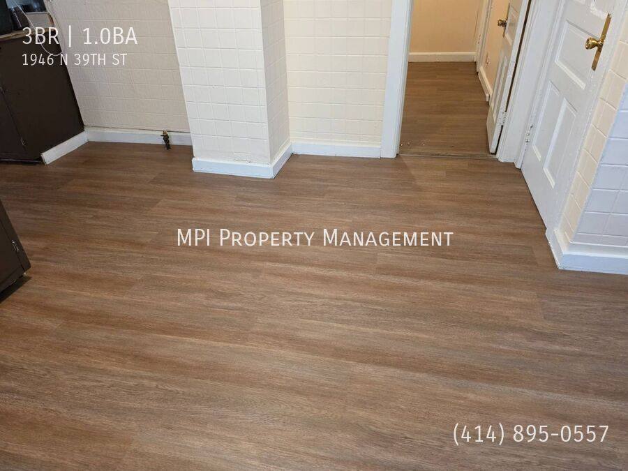 Apartment for rent at 1946 N 39th St, Milwaukee, WI 53208