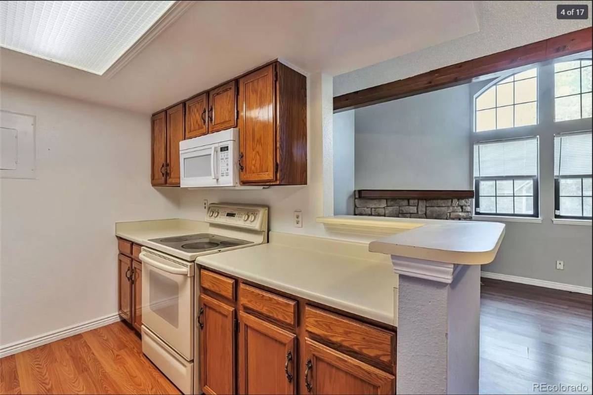 Apartment for rent at 942 S Walden St, Aurora, CO 80017