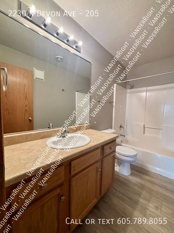 Apartment for rent at 2230 N Devon Ave #205, Tea, SD 57064