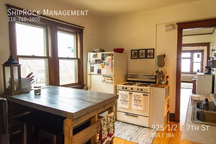 Apartment for rent at 925 1 2 E 7th St, Duluth, MN 55805