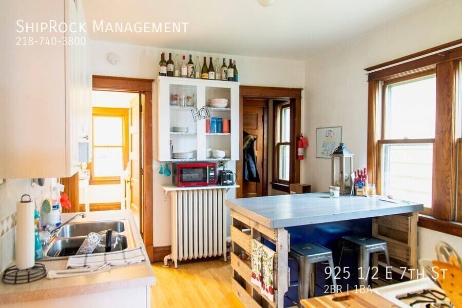 Apartment for rent at 925 1 2 E 7th St, Duluth, MN 55805