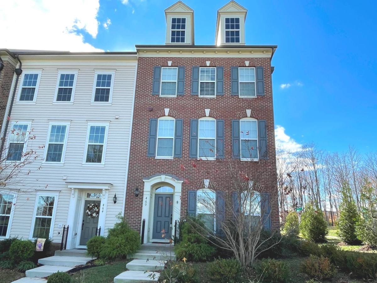 Townhouse for rent at 460 Coneflower Lane, Stafford, VA 22554