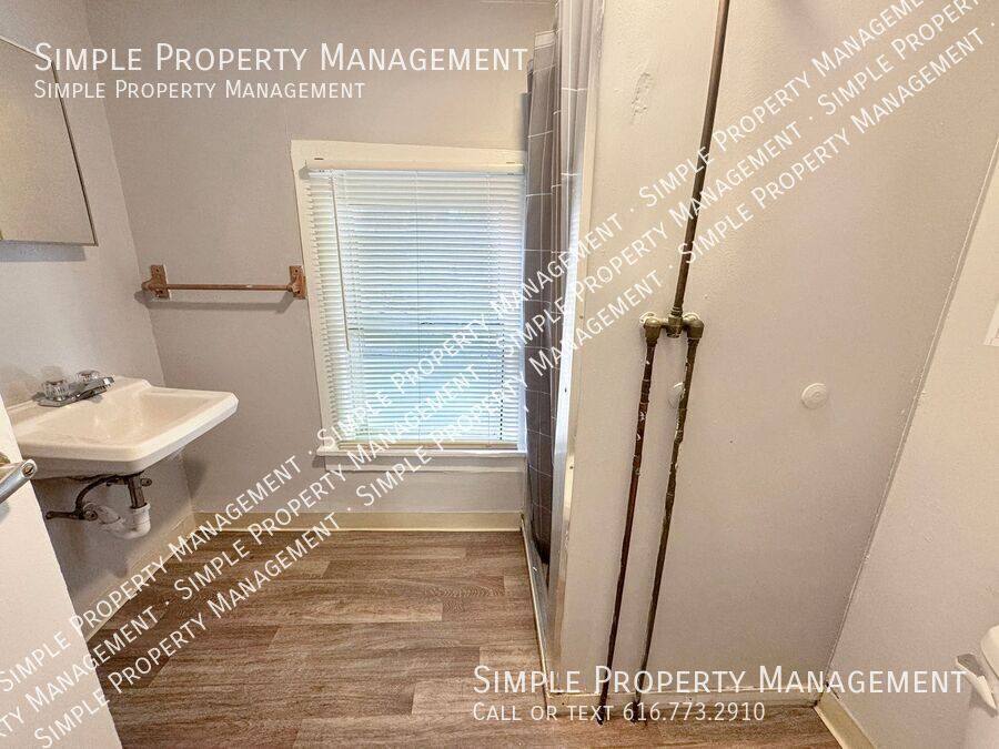 Apartment for rent at 1317 Hamilton NW #2, Grand Rapids, MI 49504