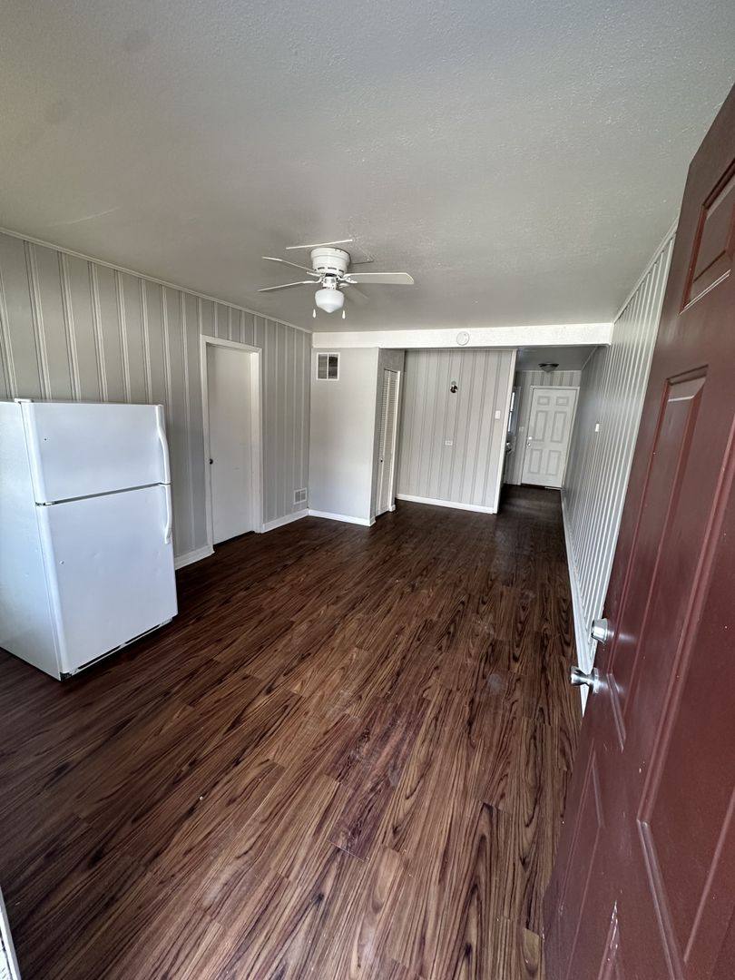 Apartment for rent at 415 E Letchworth Ave, Rantoul, IL 61866