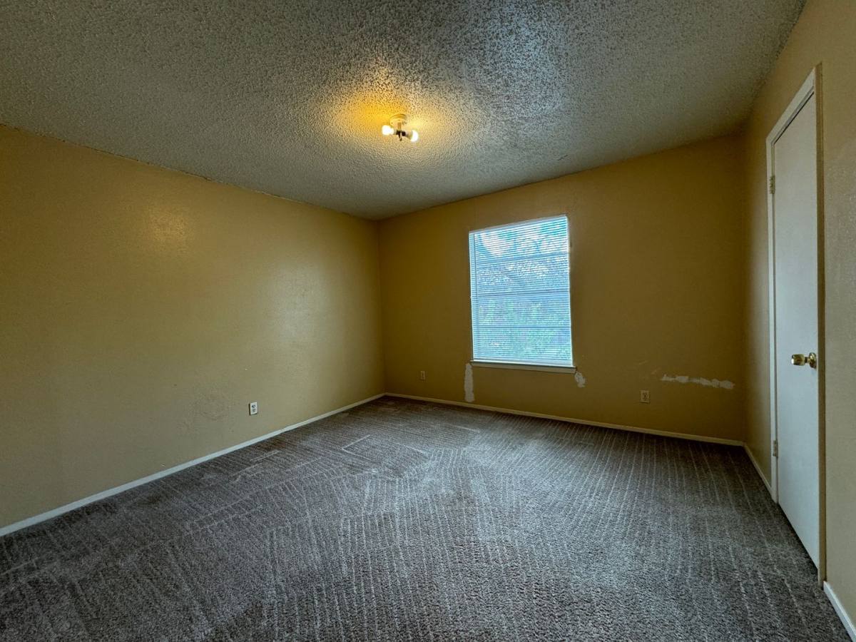 Apartment for rent at 1902 Cedarhill Dr, Killeen, TX 76543