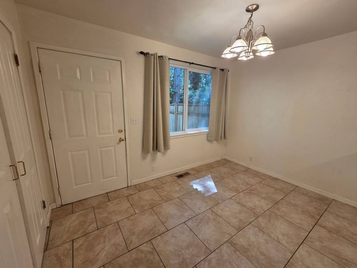 House for rent at 5118 Hunt St NW #B, Gig Harbor, WA 98335