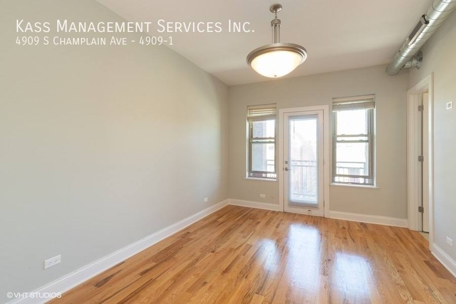 Apartment for rent at 4909 S Champlain Ave #1, Chicago, IL 60615